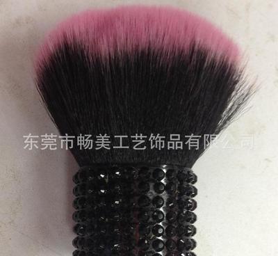 璀璨工藝，點(diǎn)亮生活 東莞工廠一站式貼鉆服務(wù)，打造個(gè)性化時(shí)尚單品